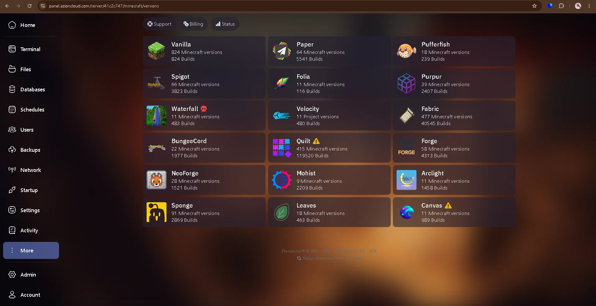 Minecraft server version changer panel on Azion Cloud showing 800+ versions — Vanilla, Paper, Spigot, Forge, Fabric, NeoForge, Purpur, Velocity, BungeeCord, Quilt, and more